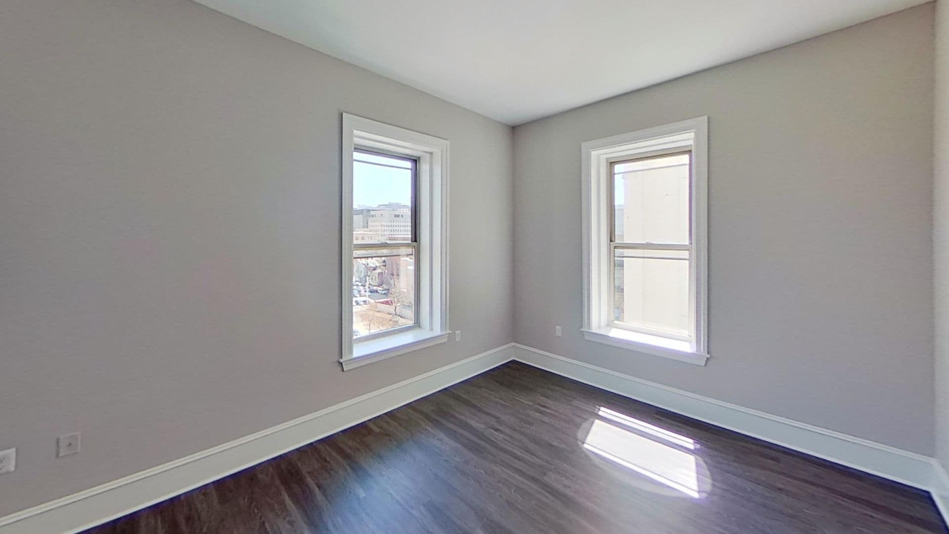 Baltimore Apartment: 306 W Franklin St