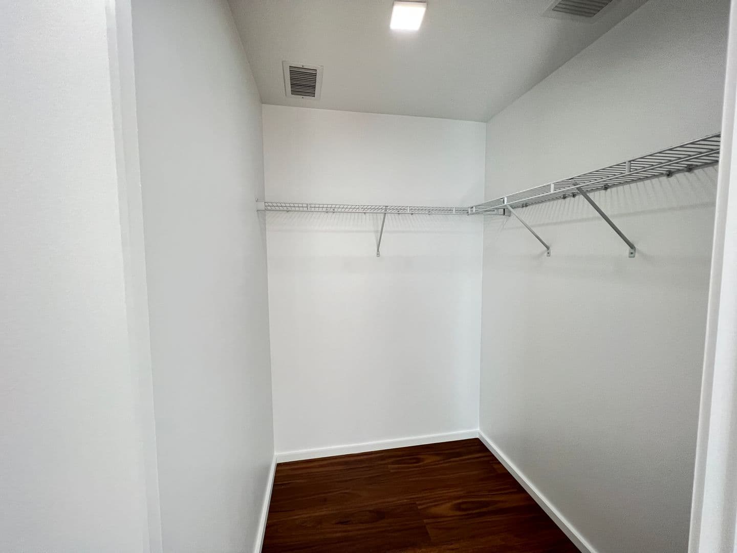 Baltimore Apartment: 9 E. Mt. Royal Avenue