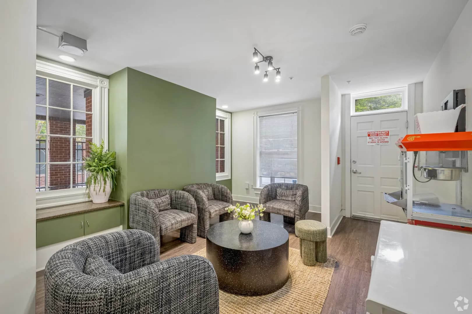 Baltimore Apartment: 518 Fayette Street