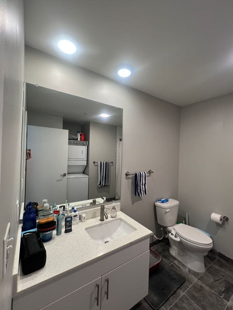 Baltimore Apartment: 20 E Lanvale St