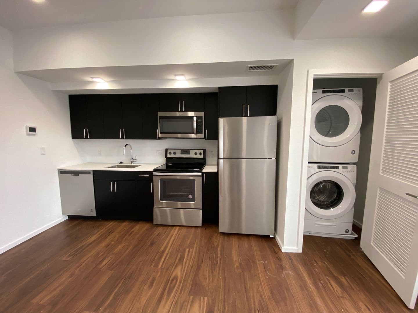 Baltimore Apartment: 9 E. Mt. Royal Avenue