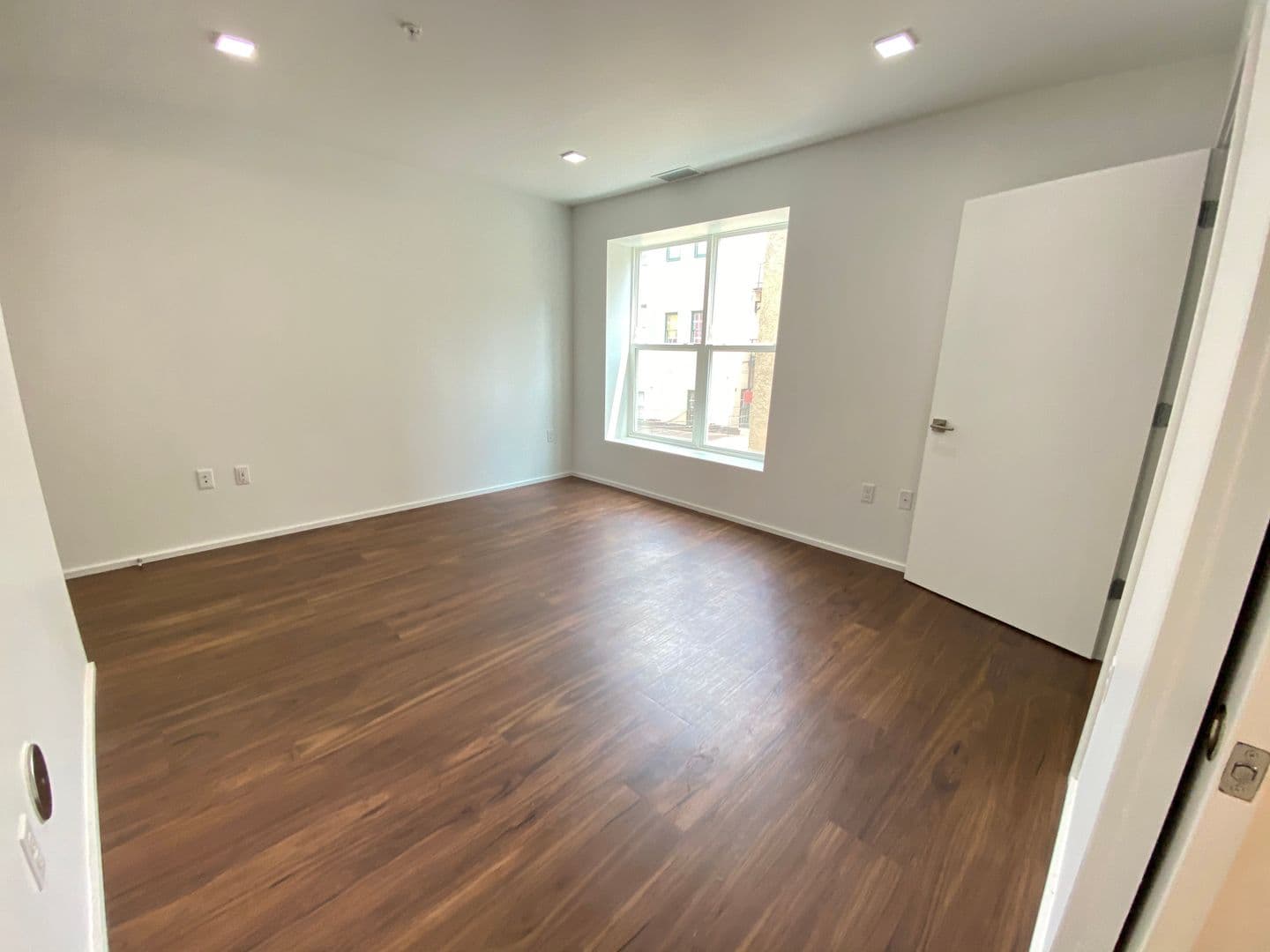Baltimore Apartment: 9 E. Mt. Royal Avenue