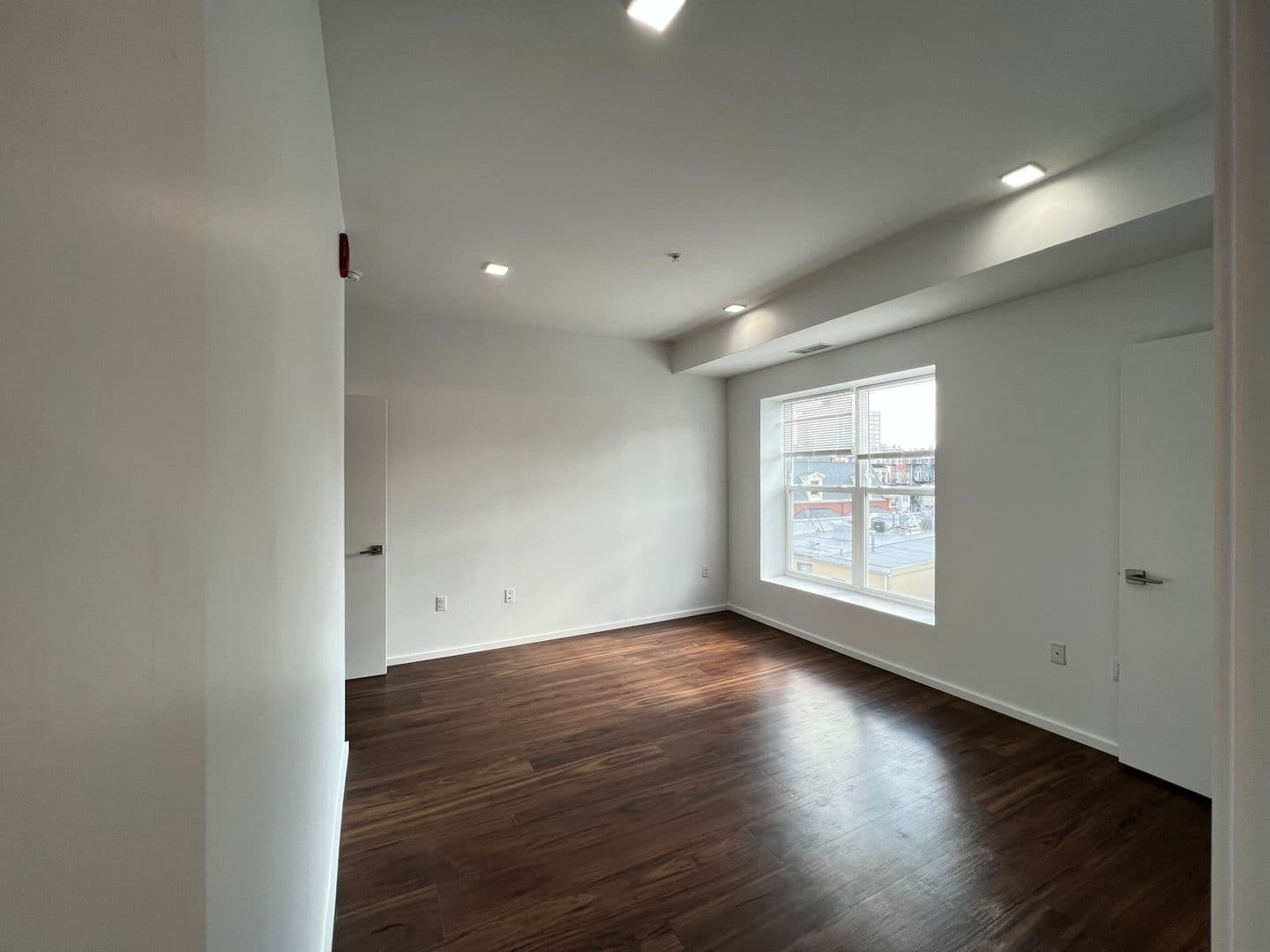 Baltimore Apartment: 9 E. Mt. Royal Avenue