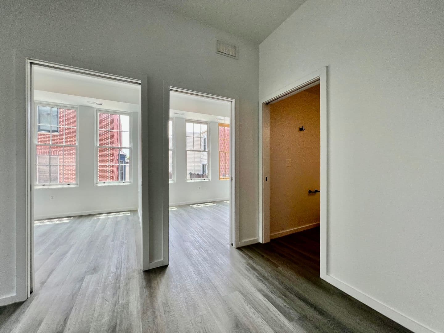 Baltimore Apartment: 725 W Pratt Street