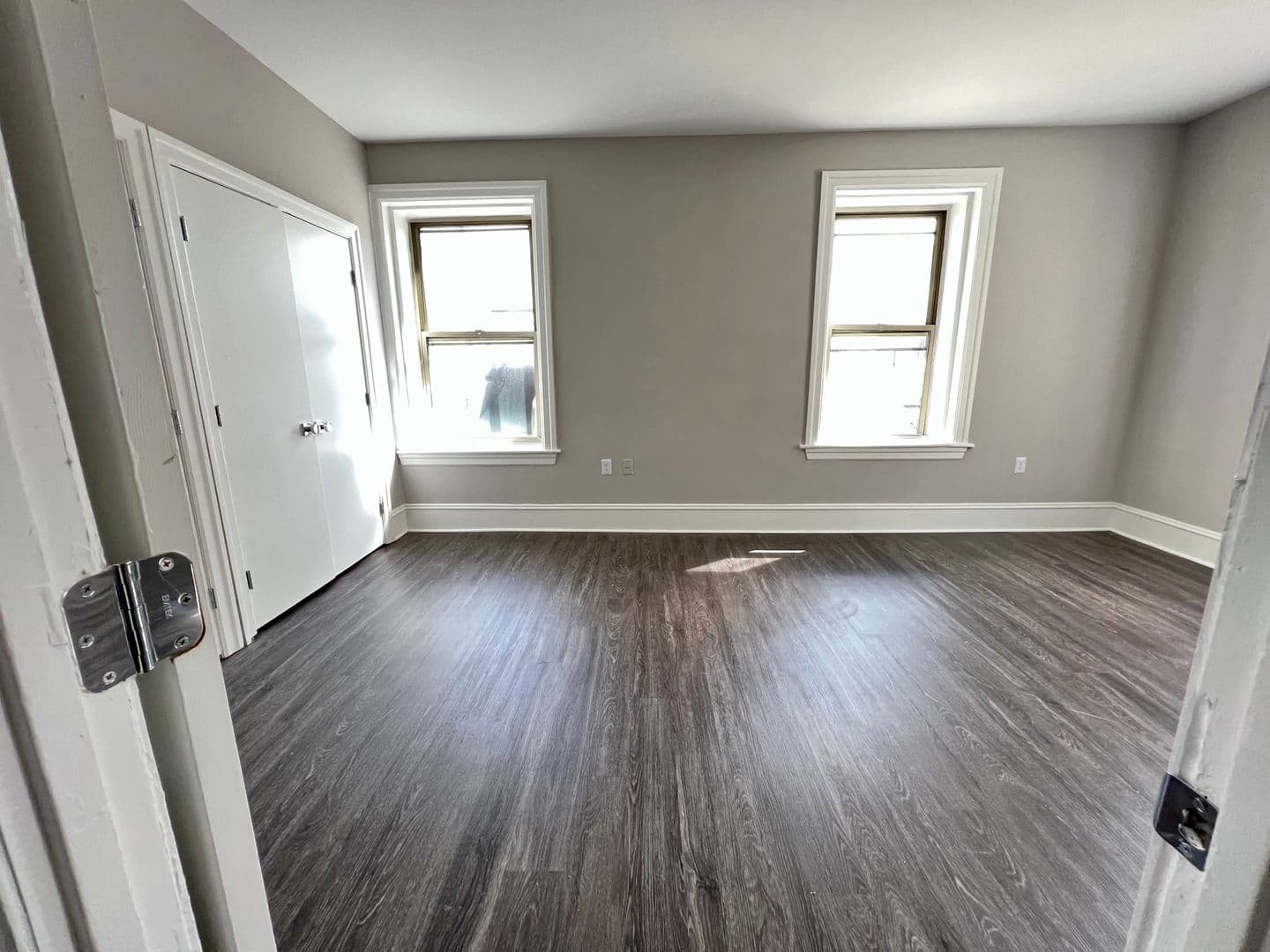 Baltimore Apartment: 306 W Franklin St