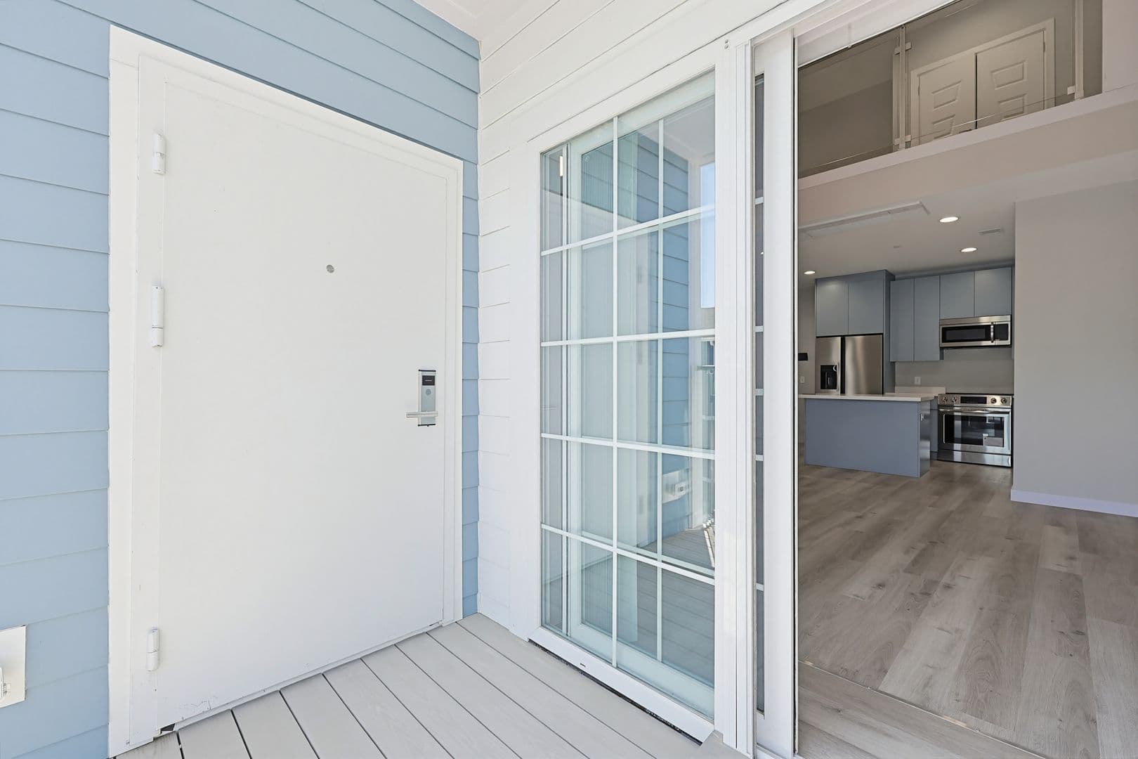 Franklin Apartment: 230 East Central Street