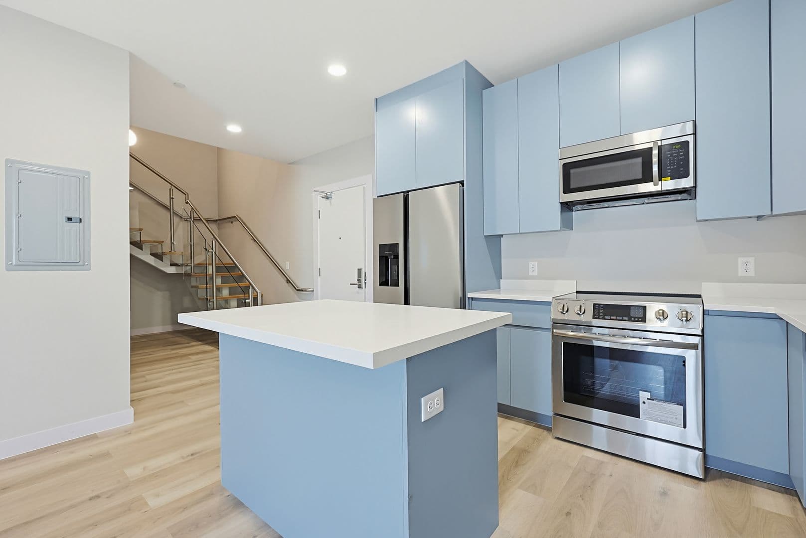 Franklin Apartment: 230 East Central Street