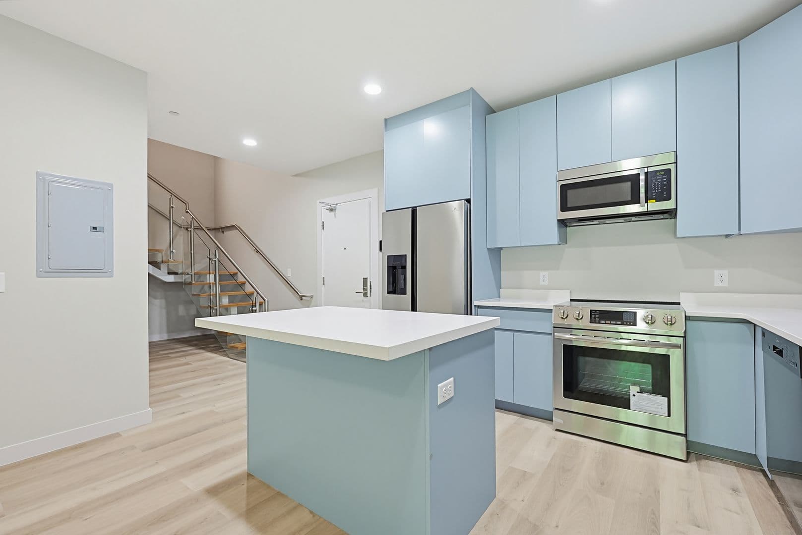 Franklin Apartment: 230 East Central Street