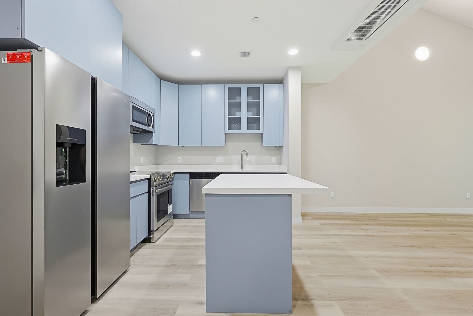 Franklin Apartment: 230 East Central Street