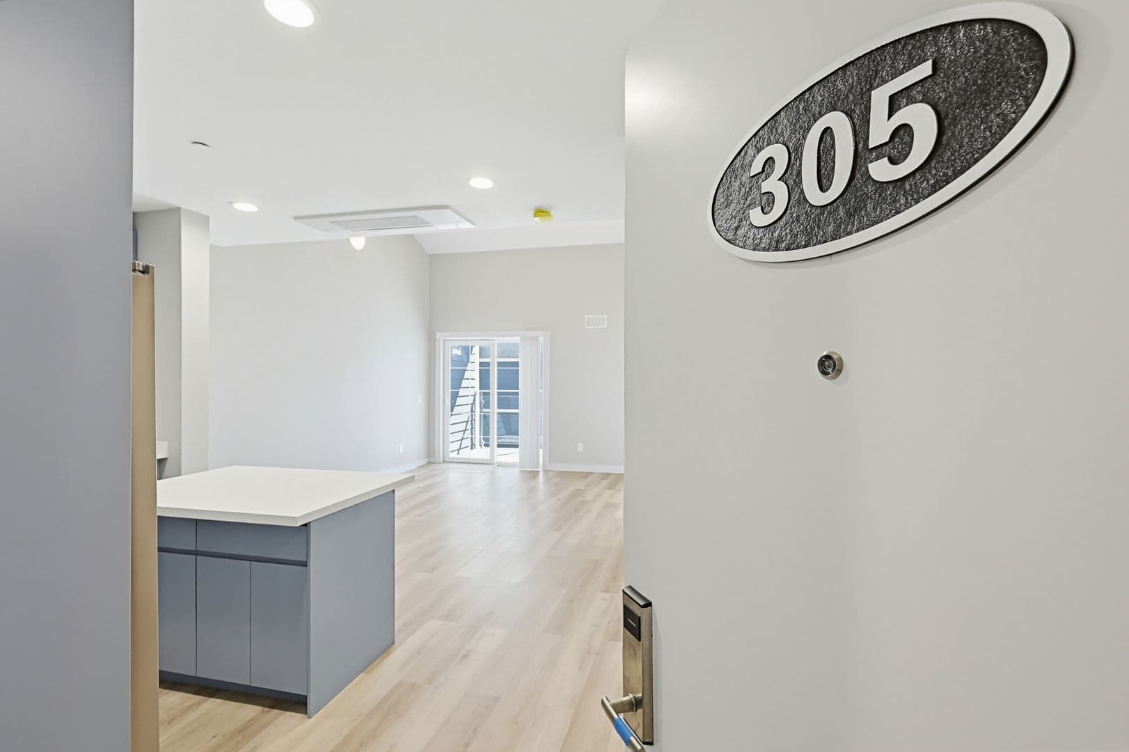 Franklin Apartment: 230 East Central Street