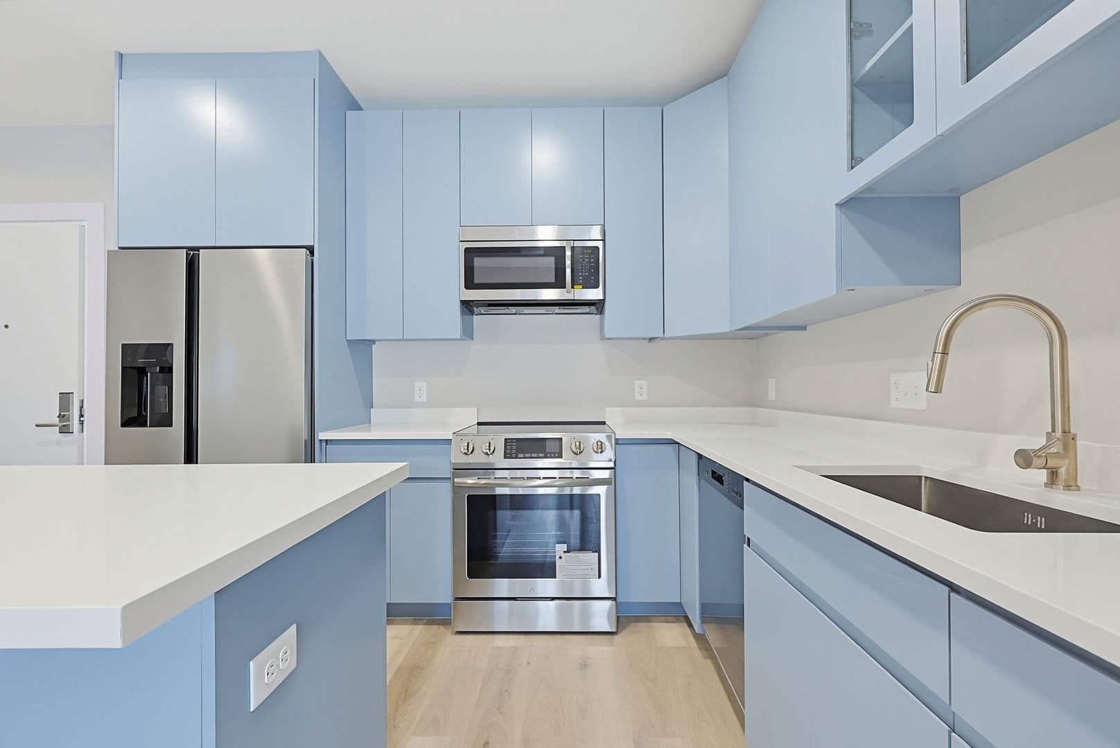 Franklin Apartment: 230 East Central Street