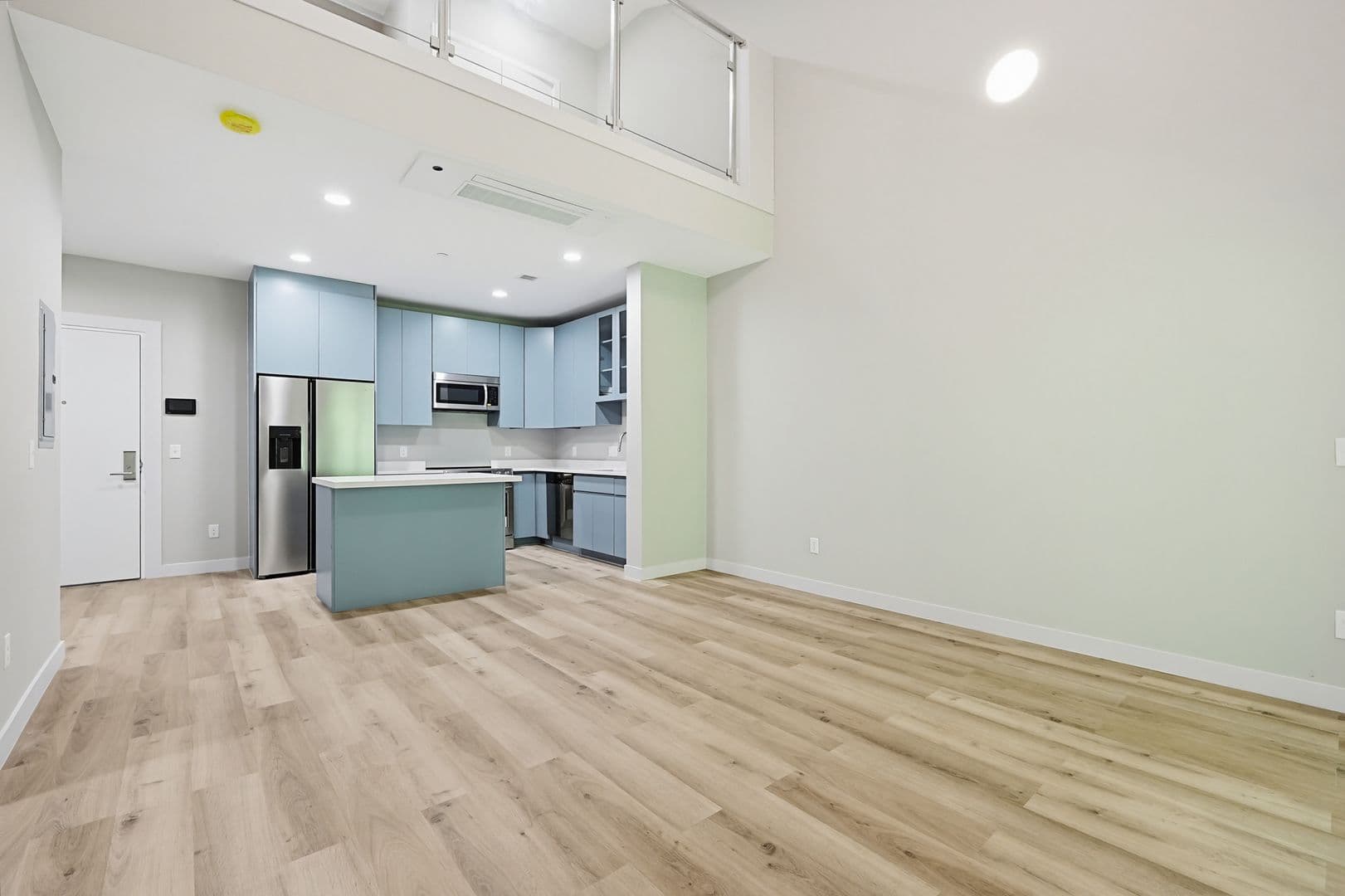 Franklin Apartment: 230 East Central Street