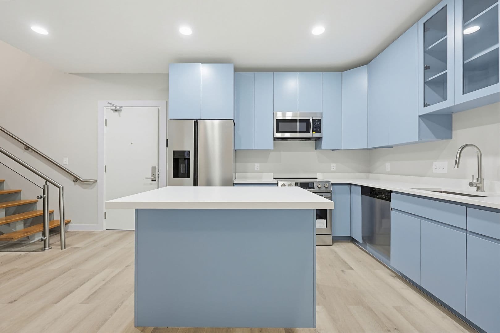 Franklin Apartment: 230 East Central Street