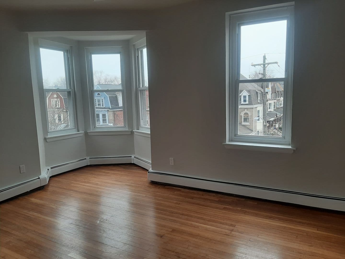 Philadelphia Apartment: 801 South 47th Street