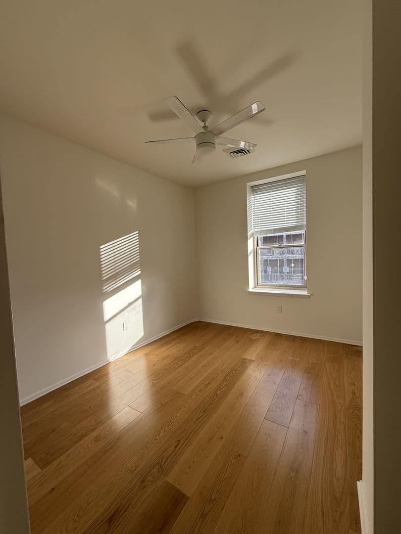 Philadelphia Apartment: 829 Spruce Street