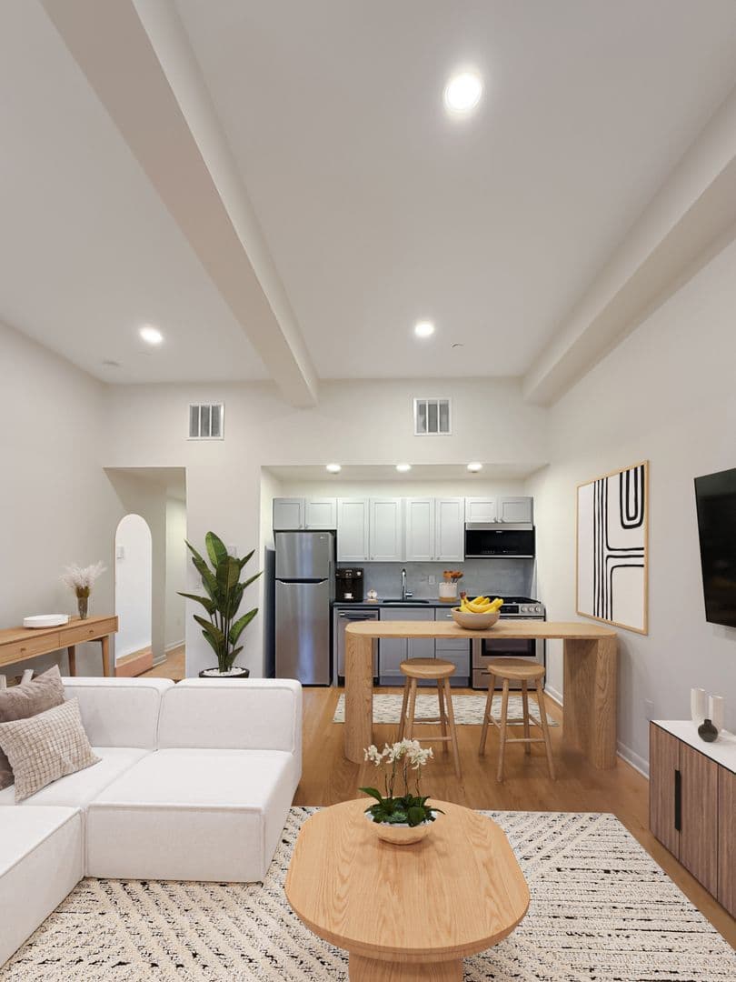 Philadelphia Apartment: 829 Spruce Street