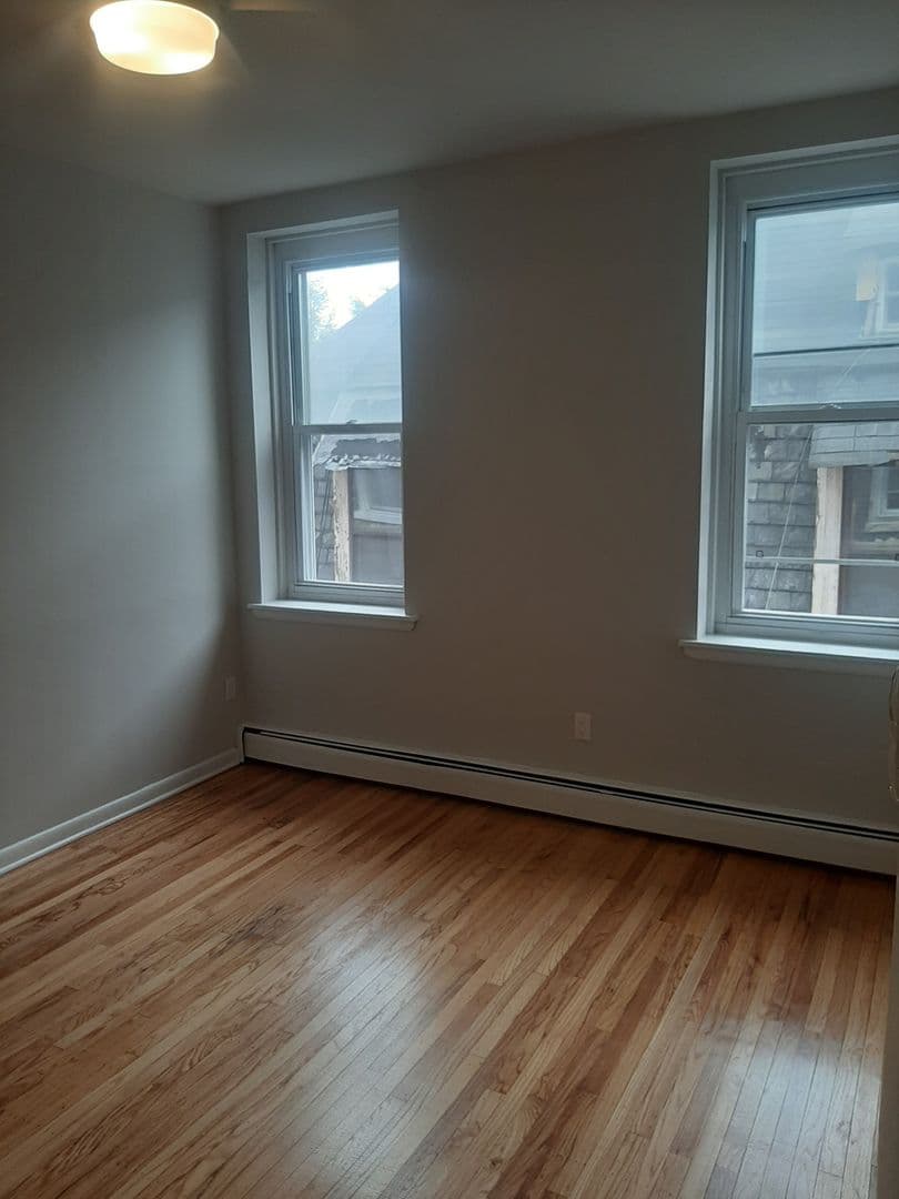 Philadelphia Apartment: 801 South 47th Street