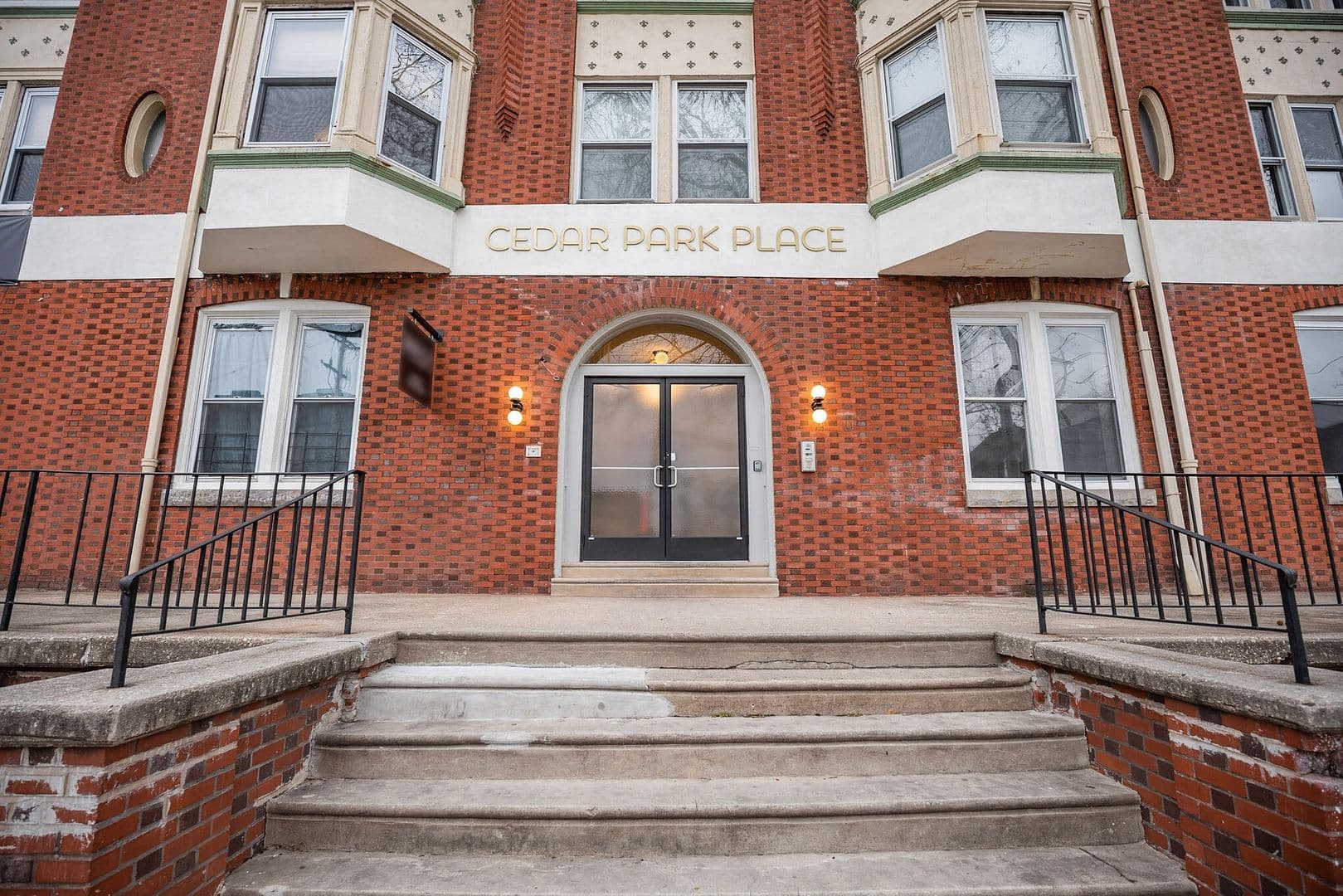 Philadelphia Apartment: 801 South 47th Street