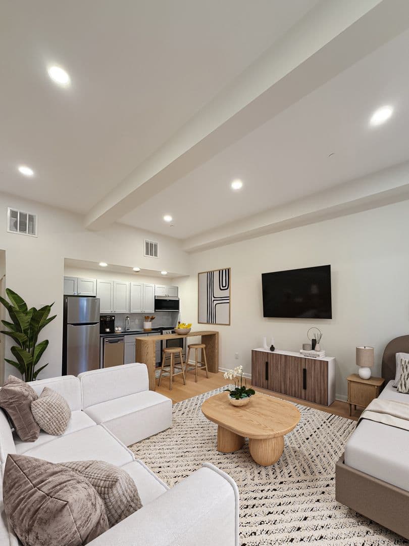 Philadelphia Apartment: 829 Spruce Street