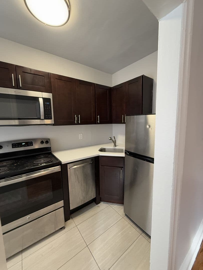 Philadelphia Apartment: 4605-4611 Chester Avenue