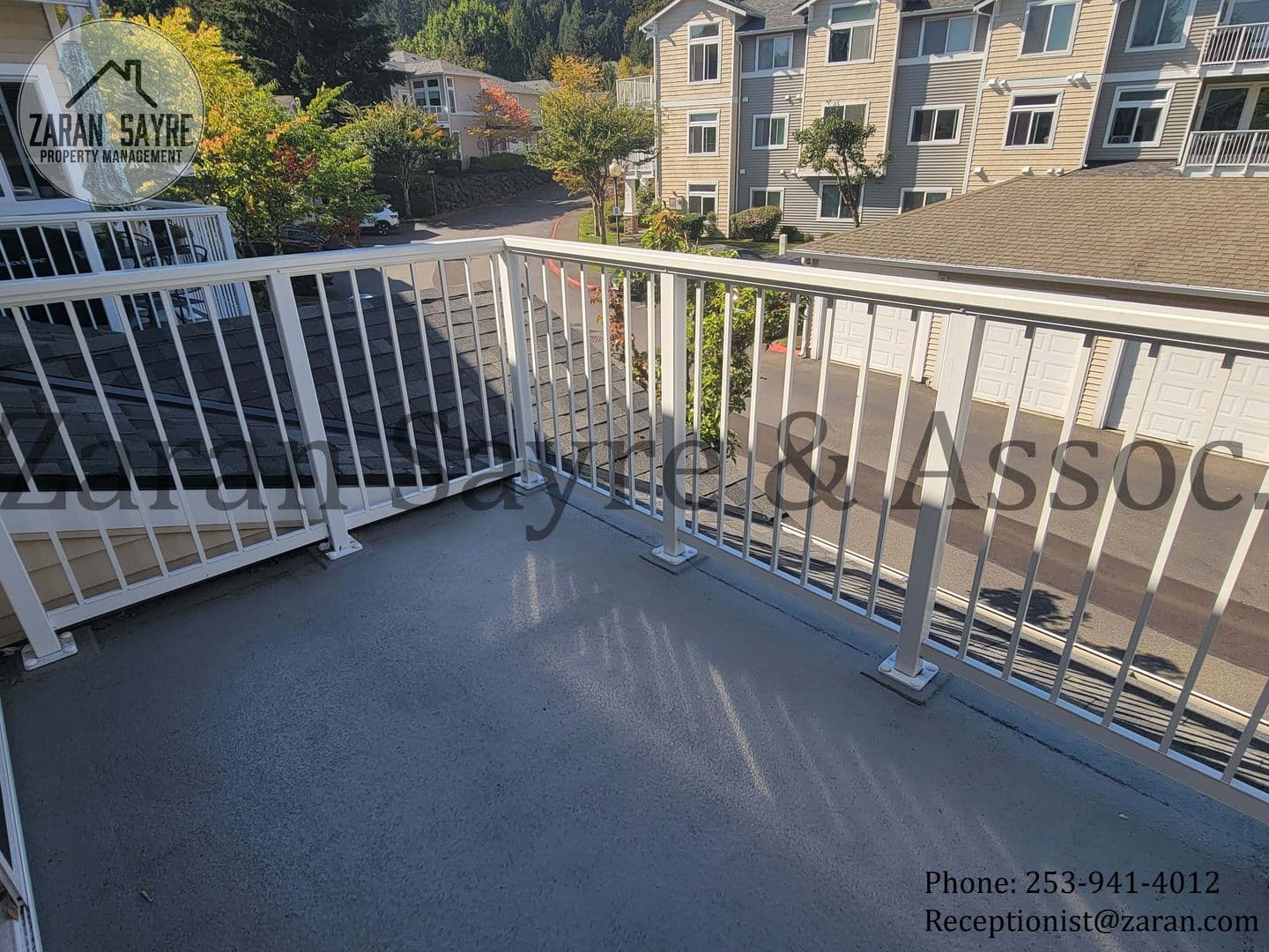 Kent Condo: 22102 42nd Ave S #202