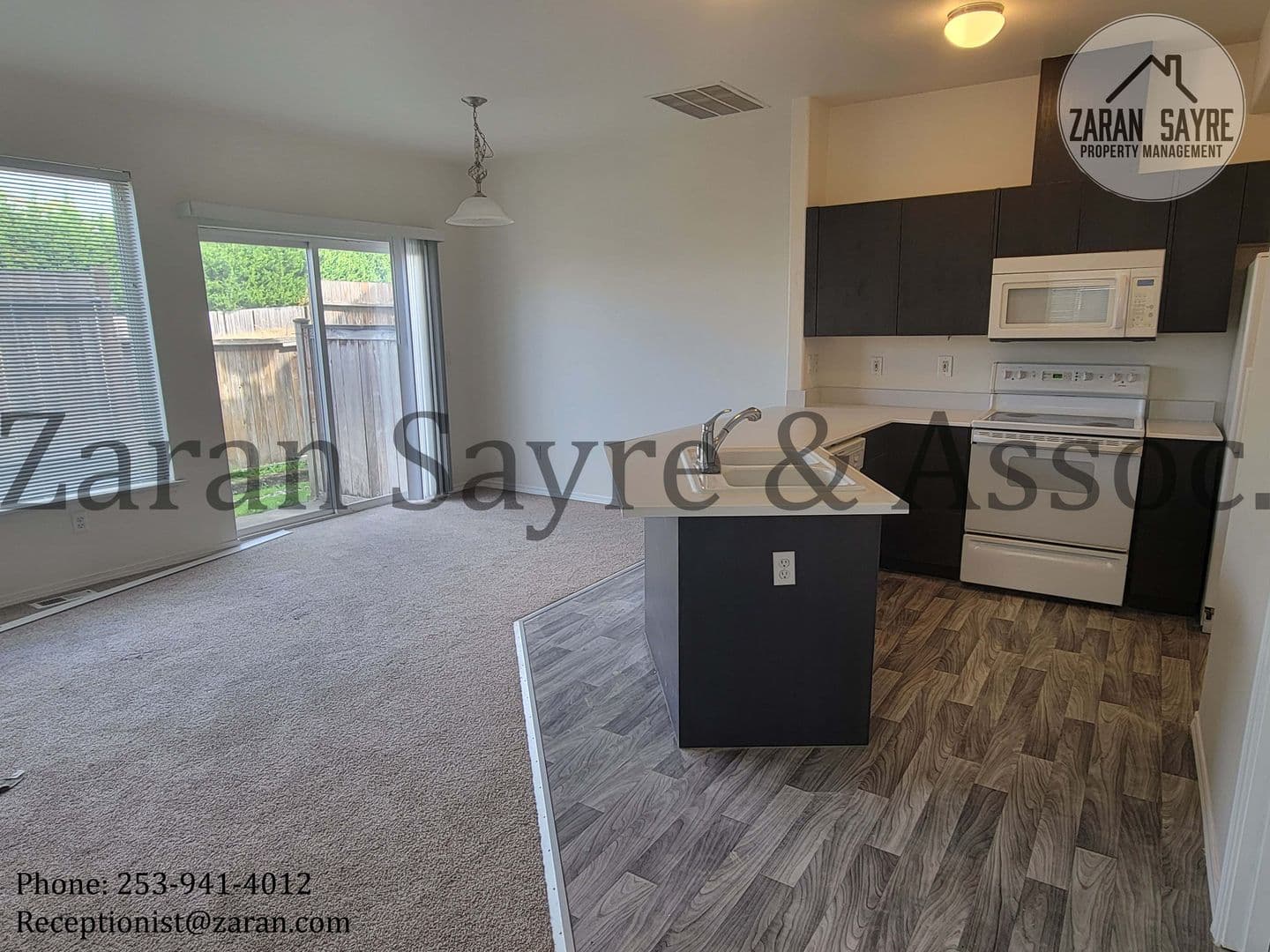 Milton Townhome: 2752 Comet Street