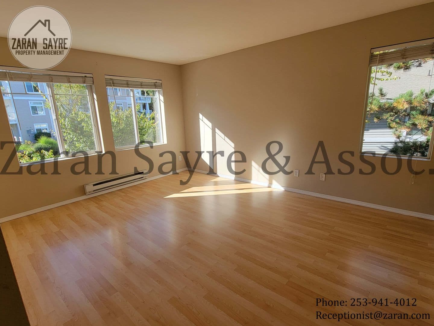 Kent Condo: 22102 42nd Ave S #202
