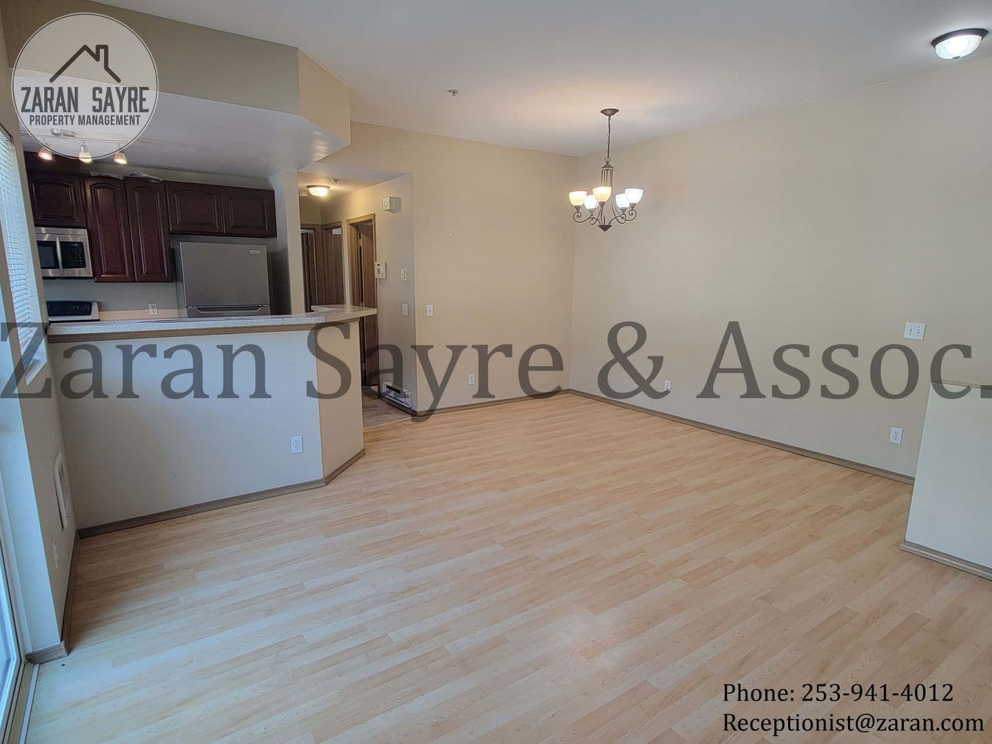 Kent Condo: 22102 42nd Ave S #202