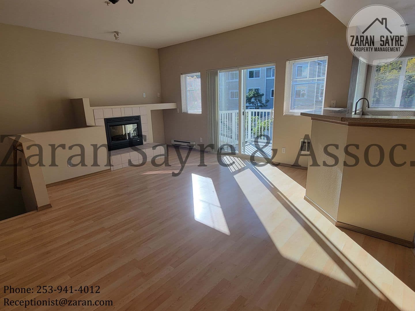 Kent Condo: 22102 42nd Ave S #202