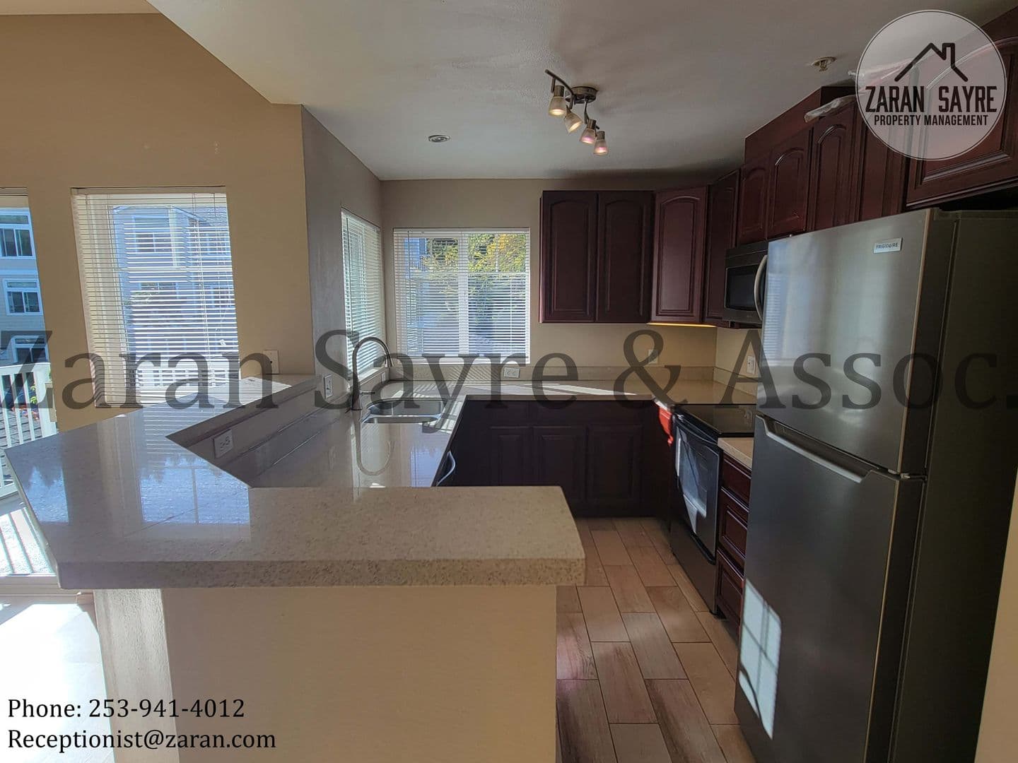 Kent Condo: 22102 42nd Ave S #202
