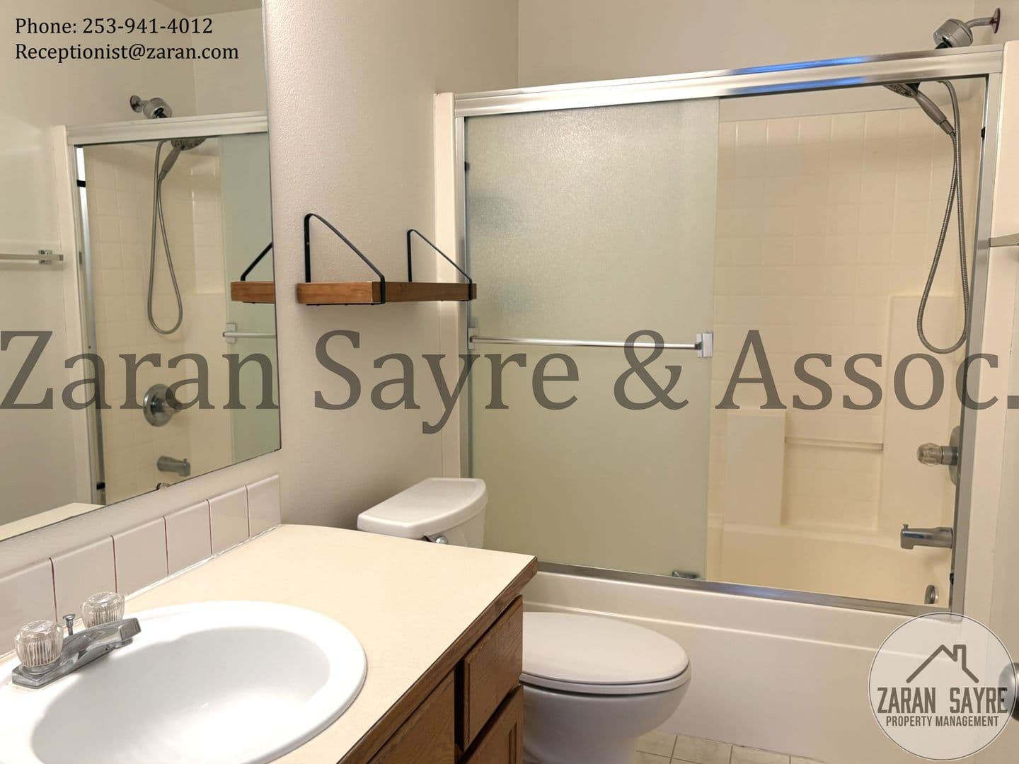 Milton Townhome: 2752 Comet Street