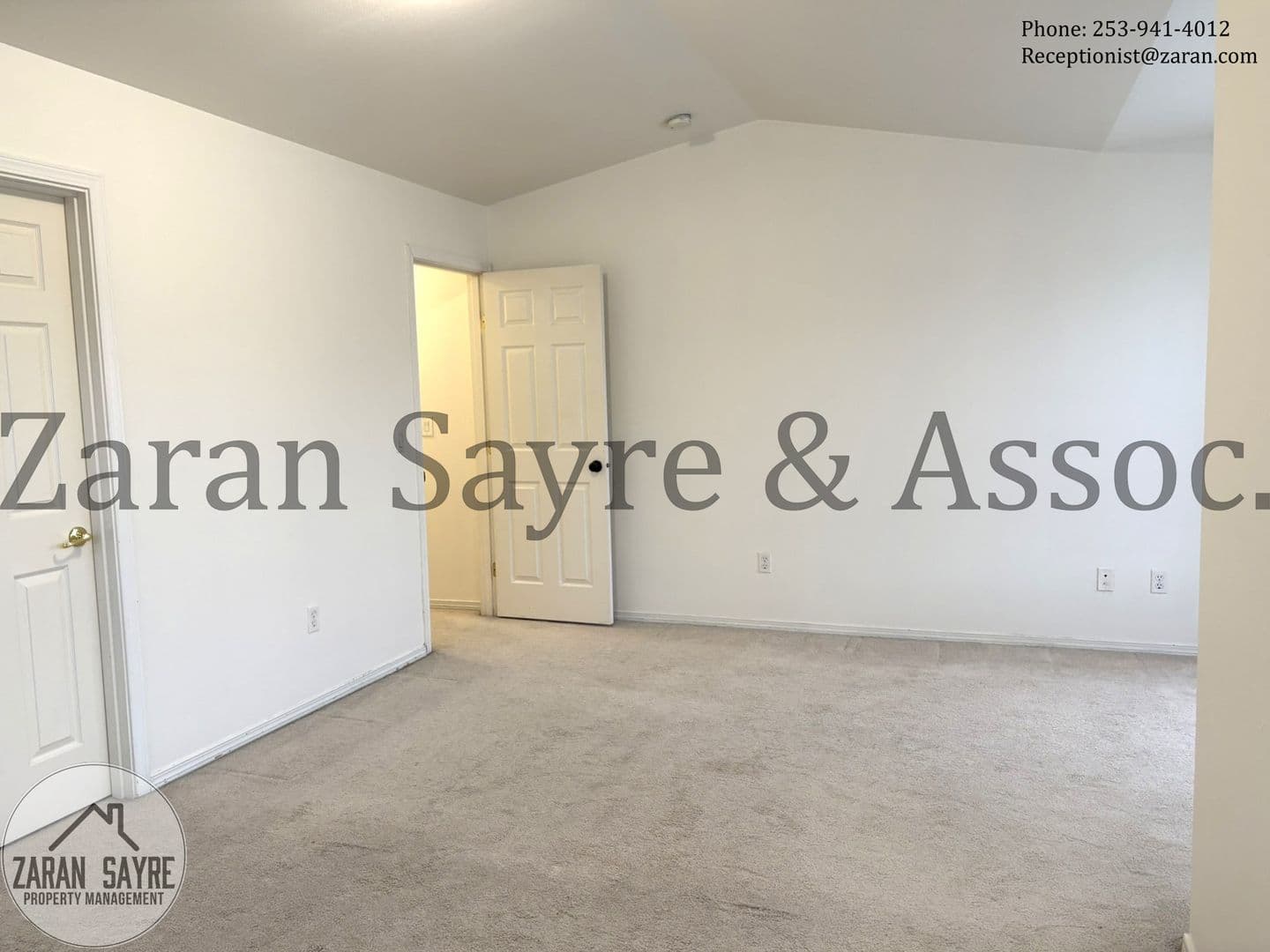 Milton Townhome: 2752 Comet Street