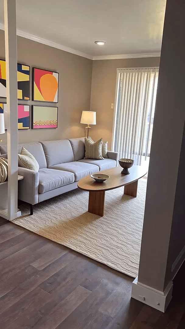 Jacksonville Apartment: 6100 Arlington Expy