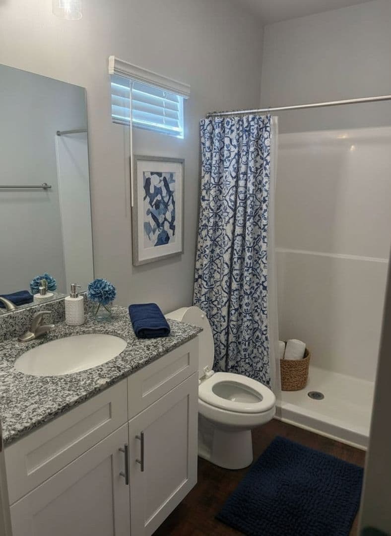 Clayton Apartment: 37 Bynum St