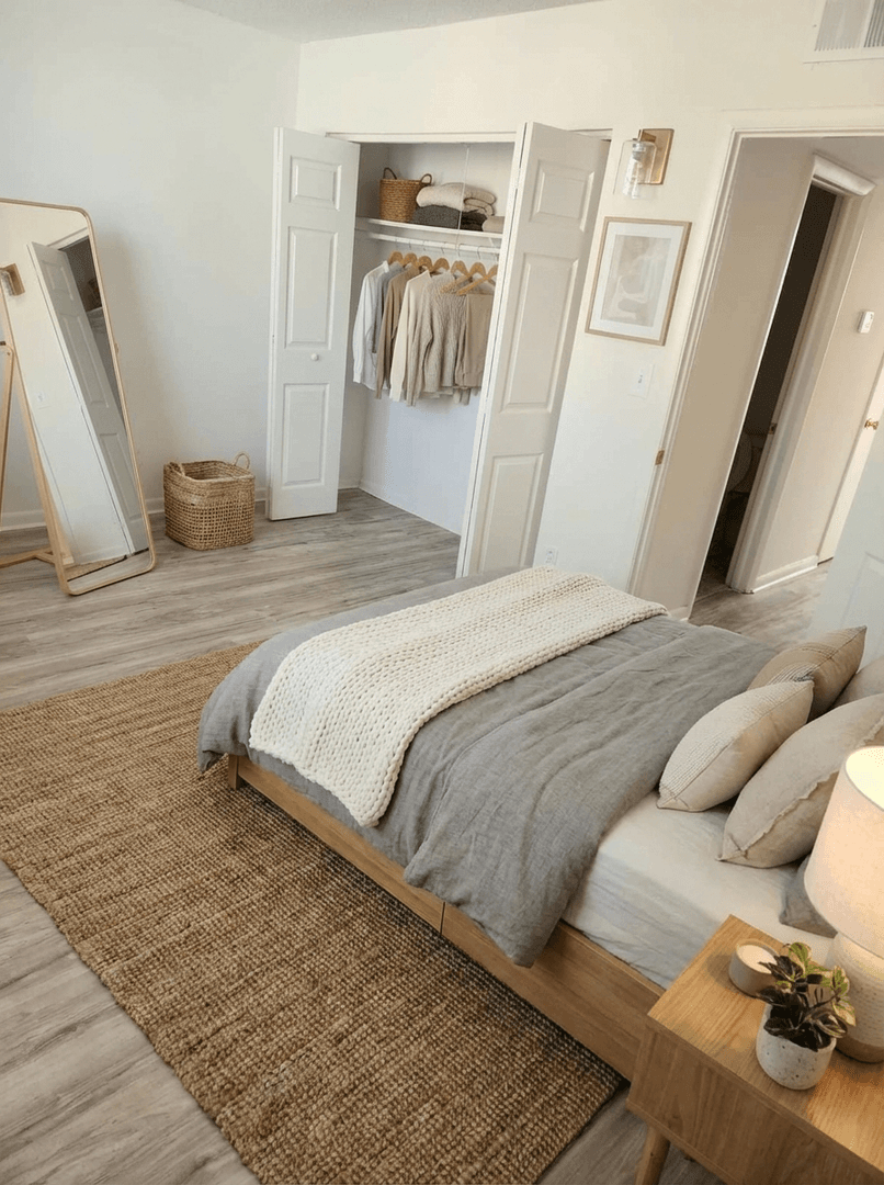 Jacksonville Apartment: 3239 Justina Rd.