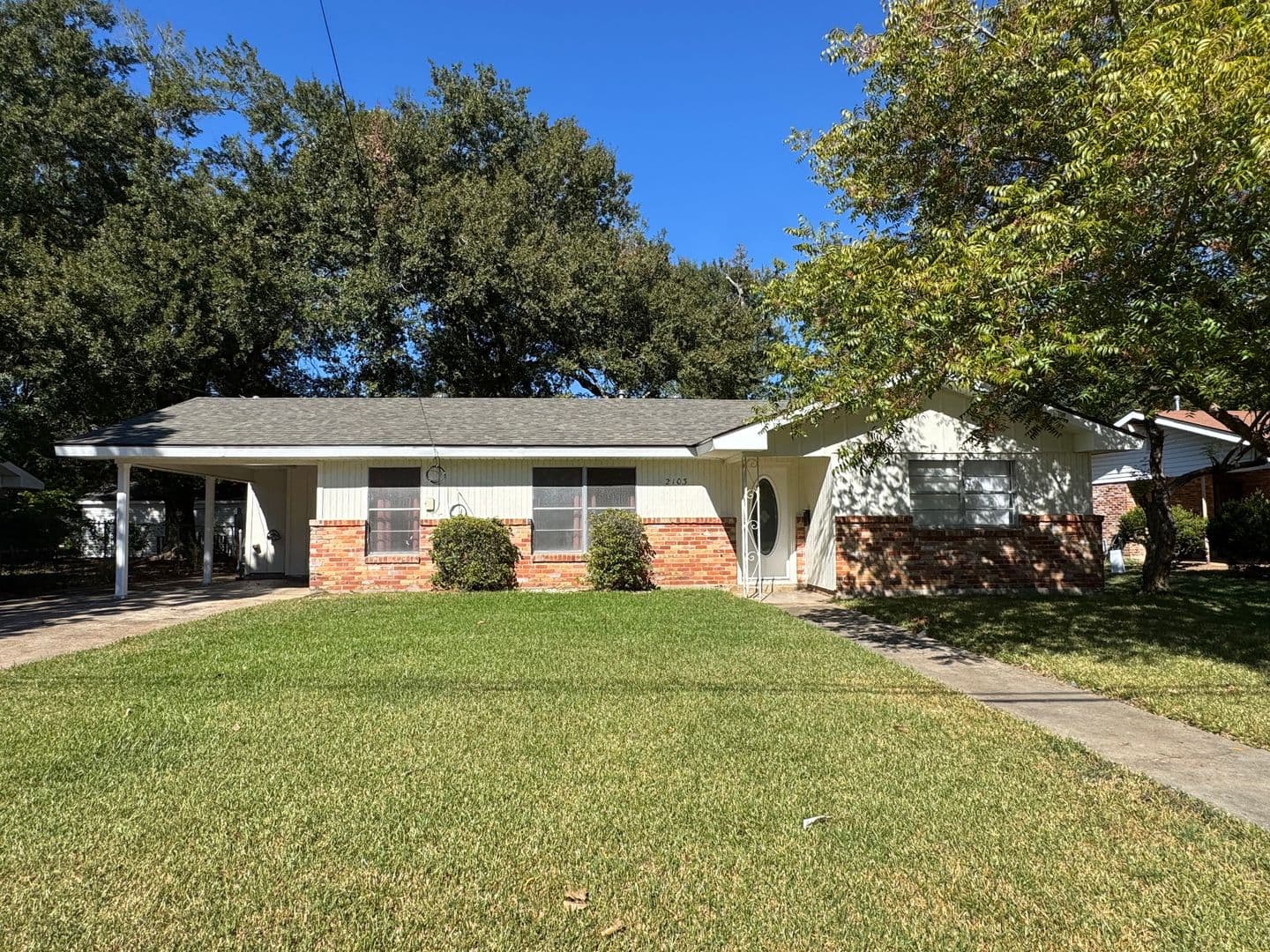 Alexandria House: 2103 Kimberly Street