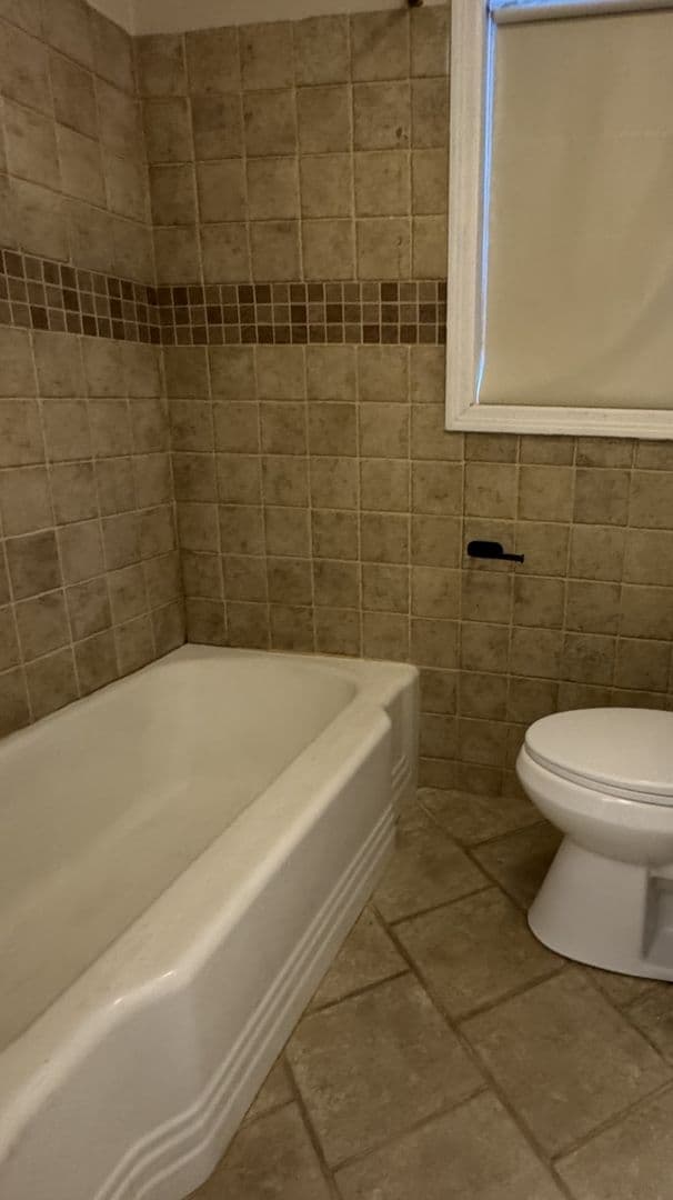 Alexandria House: 2103 Kimberly Street