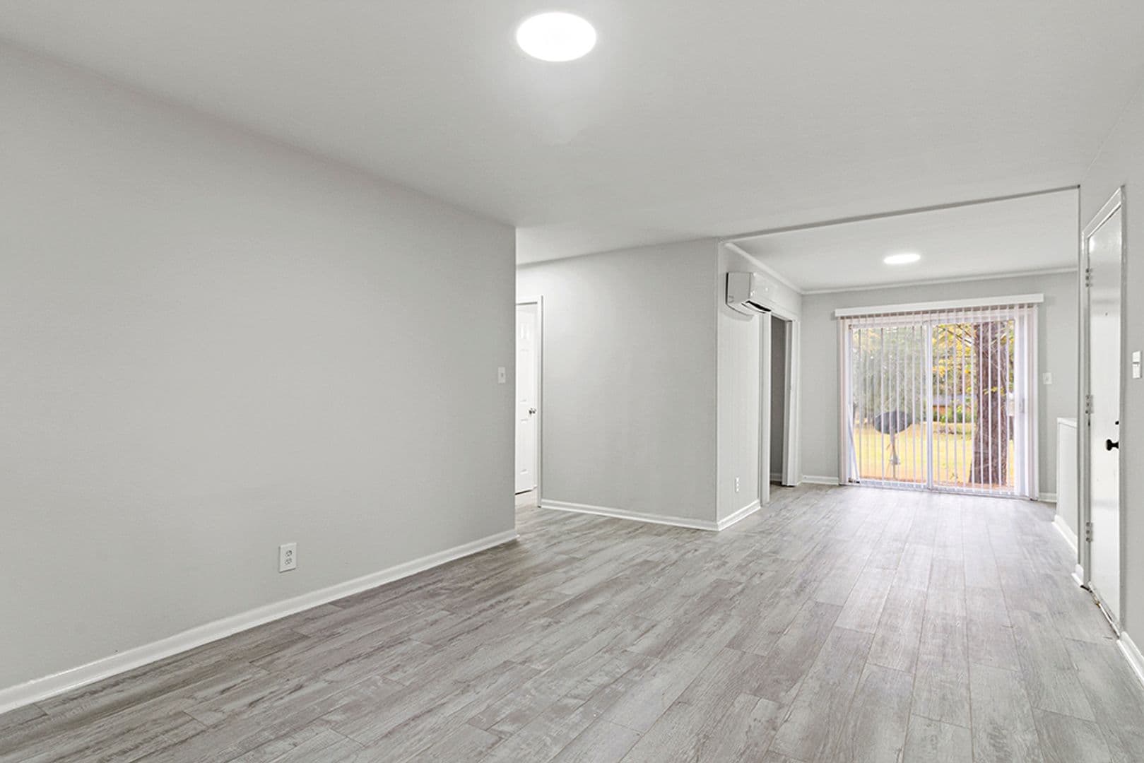 Warner Robins Apartment: Blue Pines Apartments