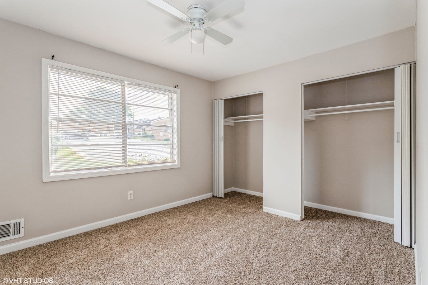 Atlanta Apartment: 2400 Campbellton Road SW