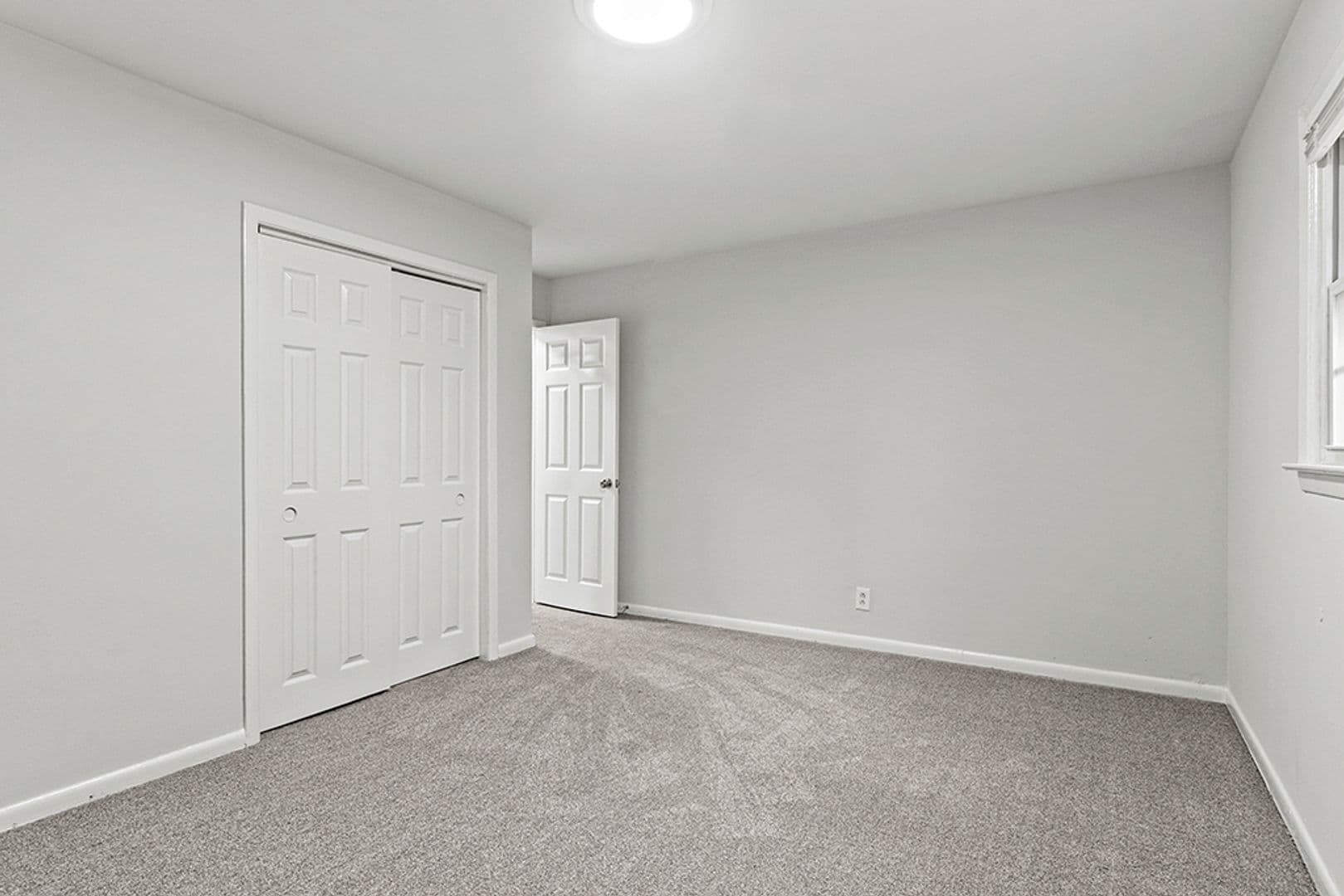 Warner Robins Apartment: 193 Woodland Trail