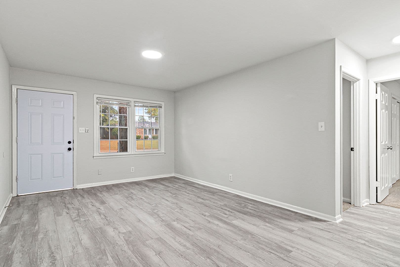 Warner Robins Apartment: 193 Woodland Trail
