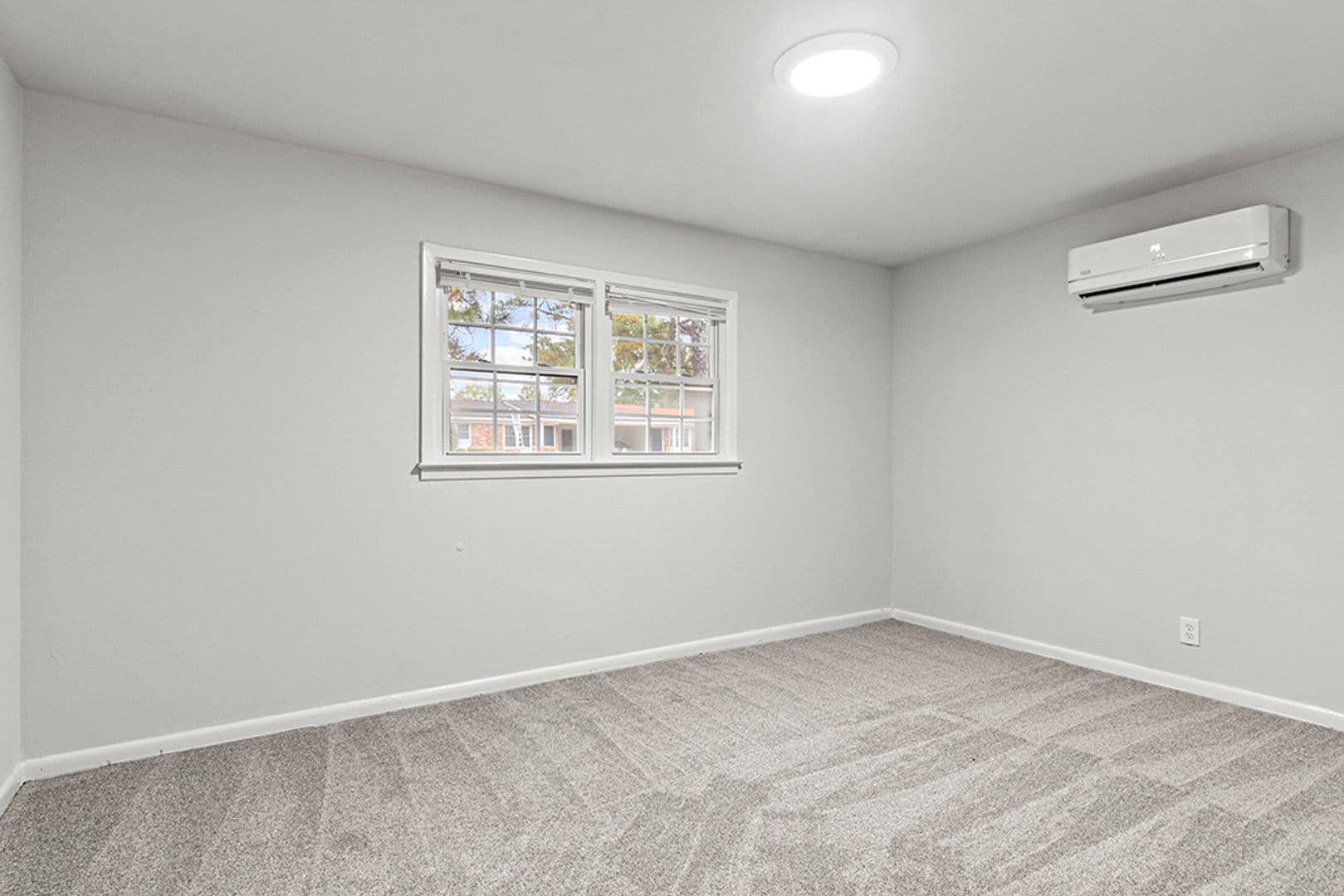 Warner Robins Apartment: Blue Pines Apartments