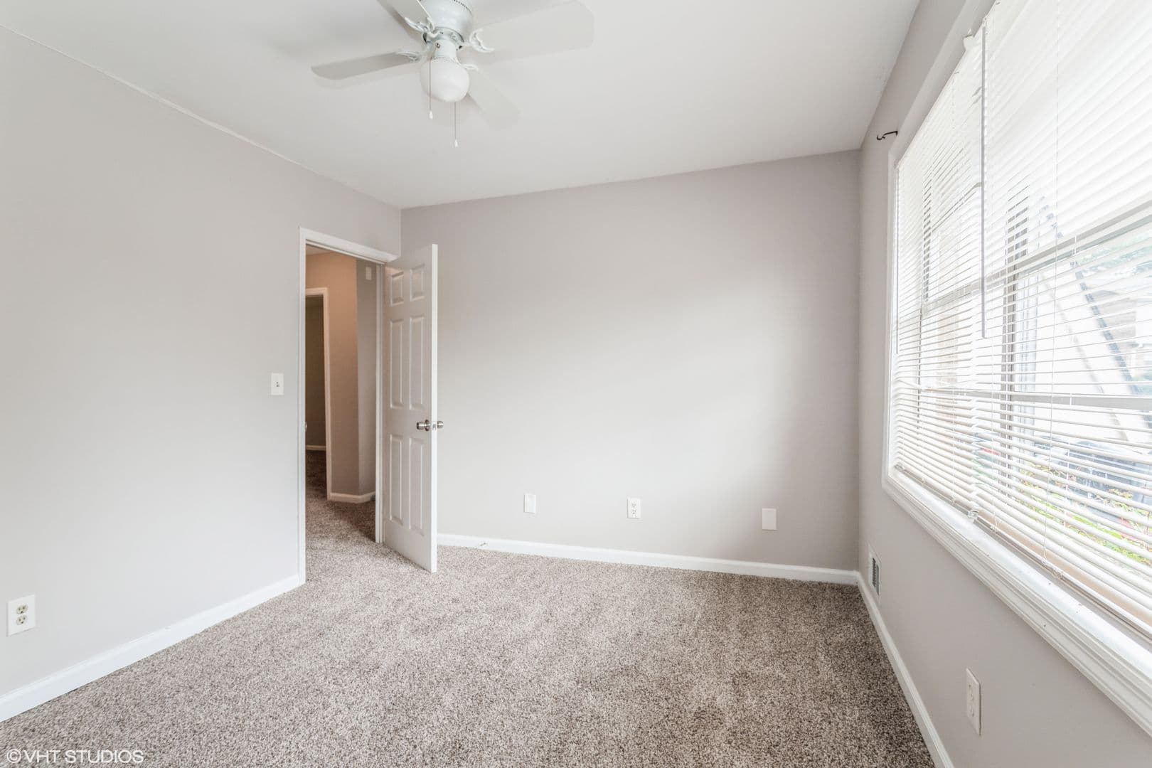 Atlanta Apartment: 2400 Campbellton Road SW