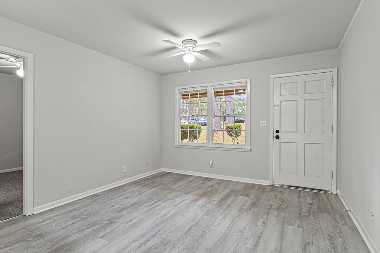 Warner Robins Apartment: 193 Woodland Trail
