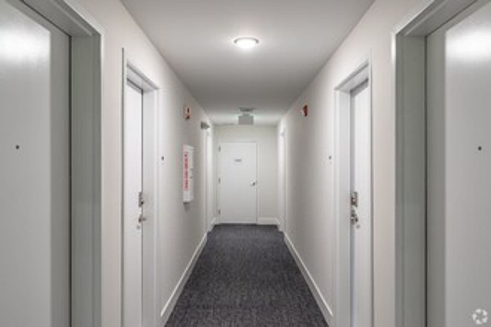 Baltimore Apartment: 301 West Franklin Street