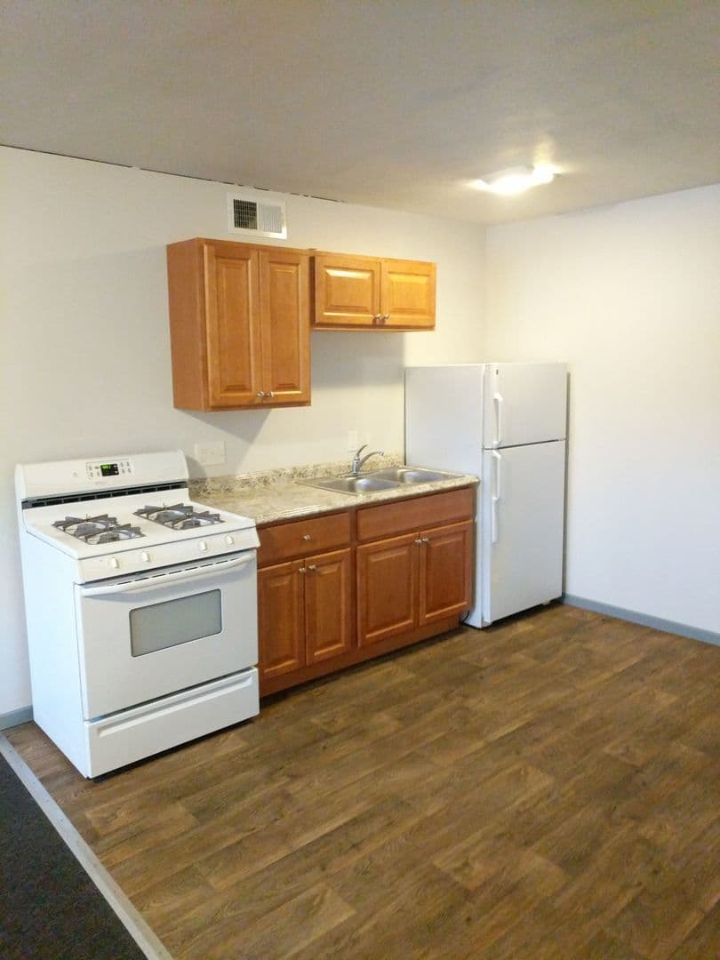 Conneaut Lake Apartment: 13373 Highway 618