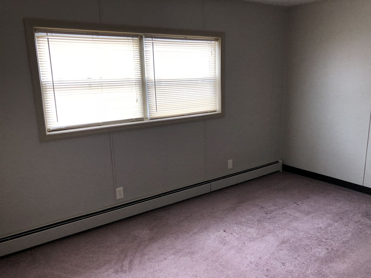 Conneaut Lake Apartment: 290-330 N Third St