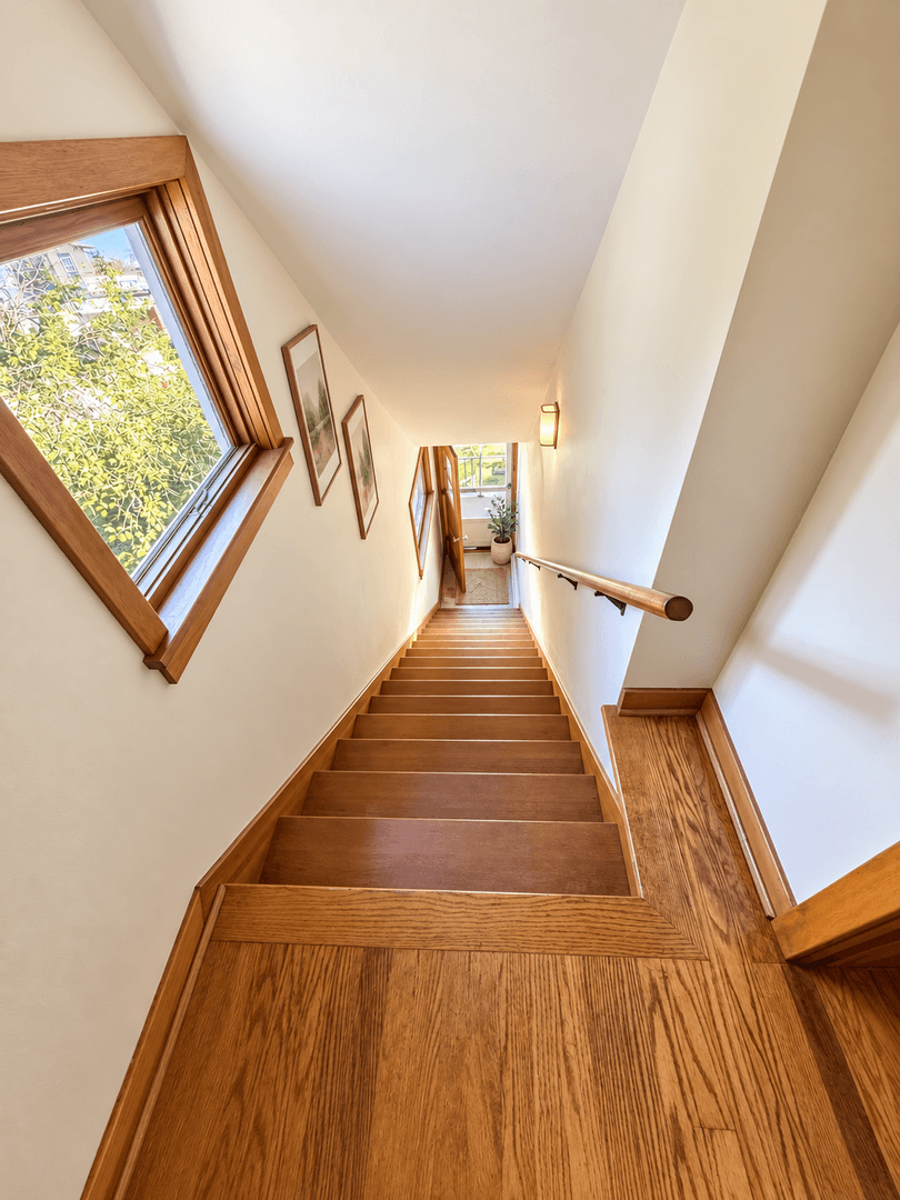 Meadville Apartment: 424 Walnut St