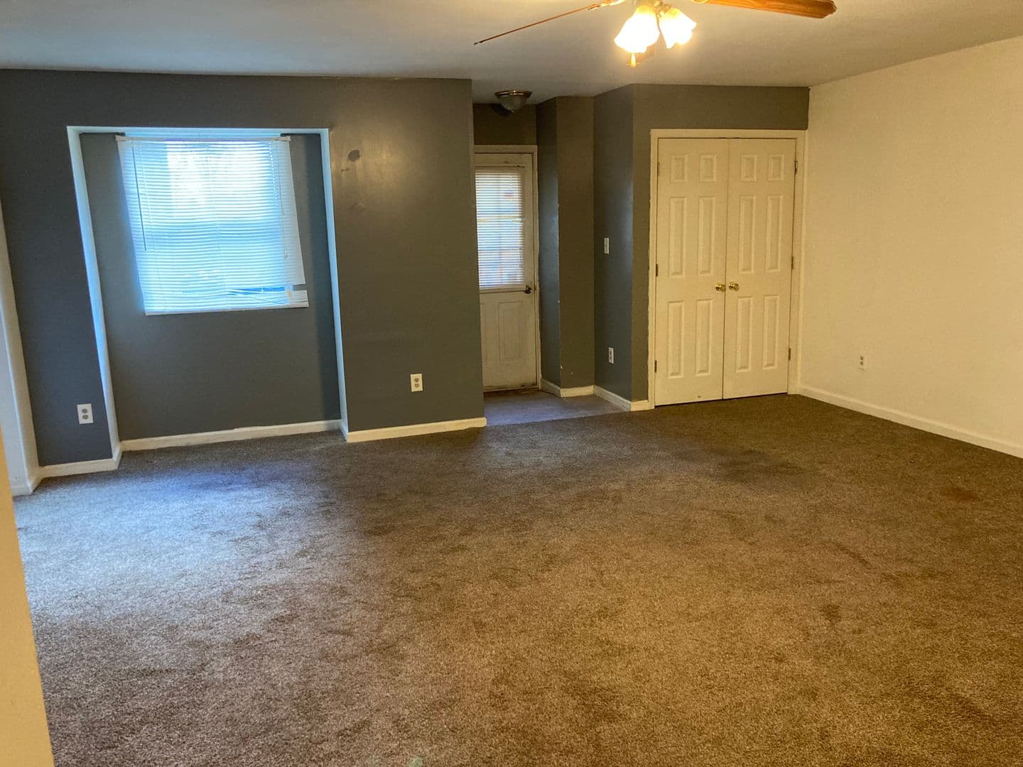 Sharpsville Apartment: 100 W Ridge Ave