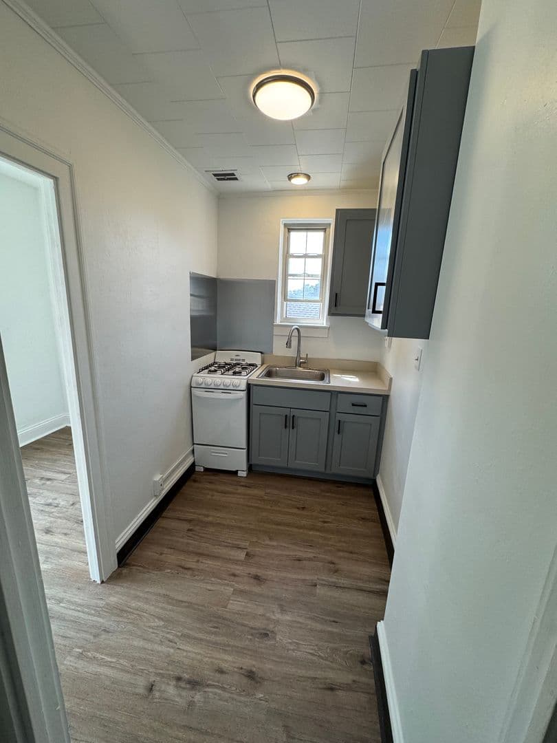 Meadville Apartment: 572 Chestnut St